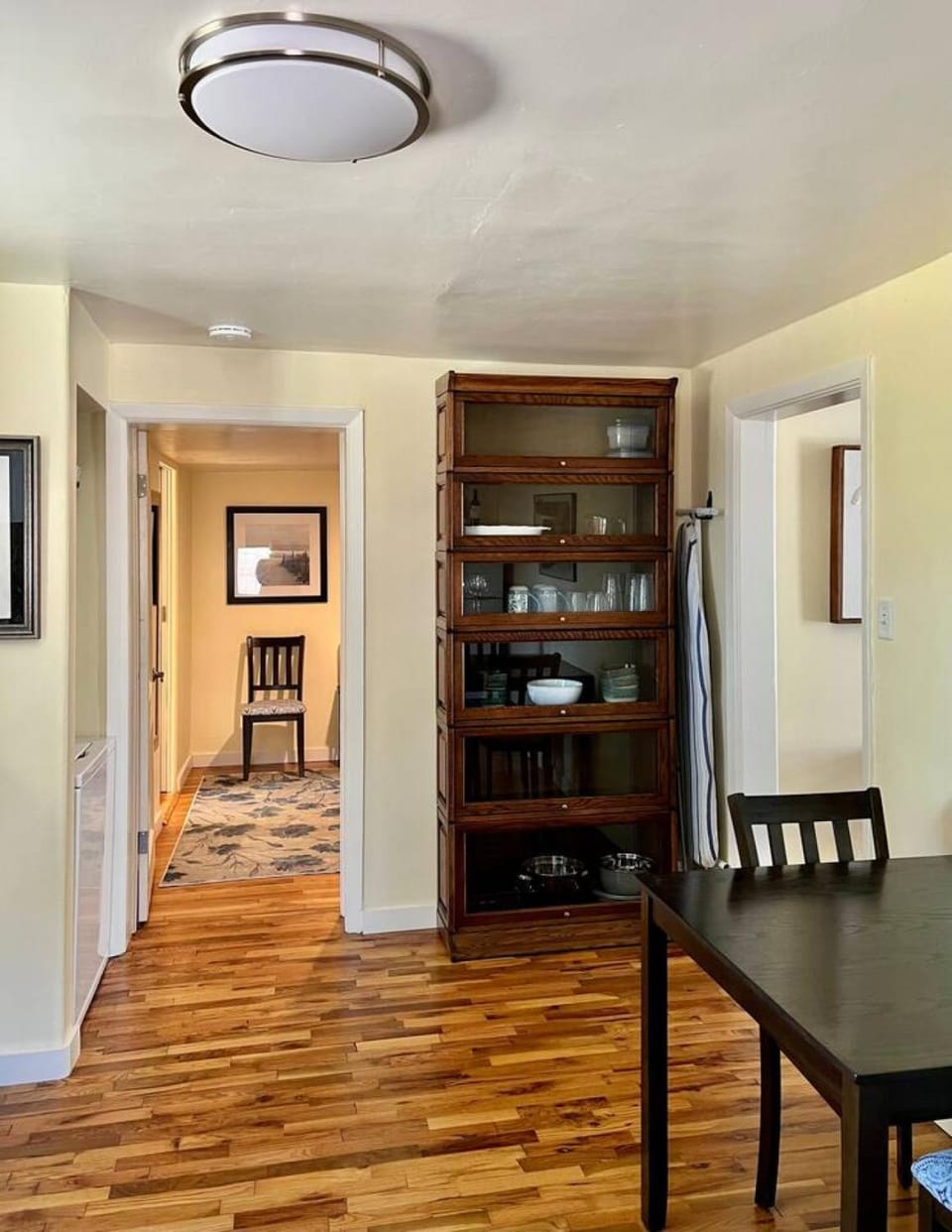 1 king bd with big fenced back yard pets welcome House in Las Cruces