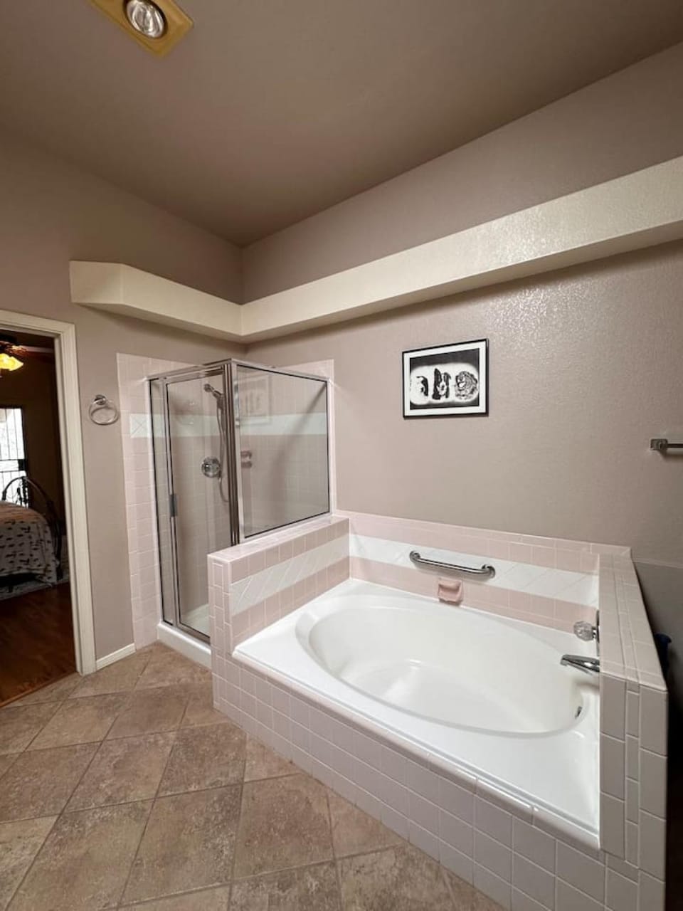 2 bd, 2bth near NMSU and Memorial Medical Center House in Las Cruces