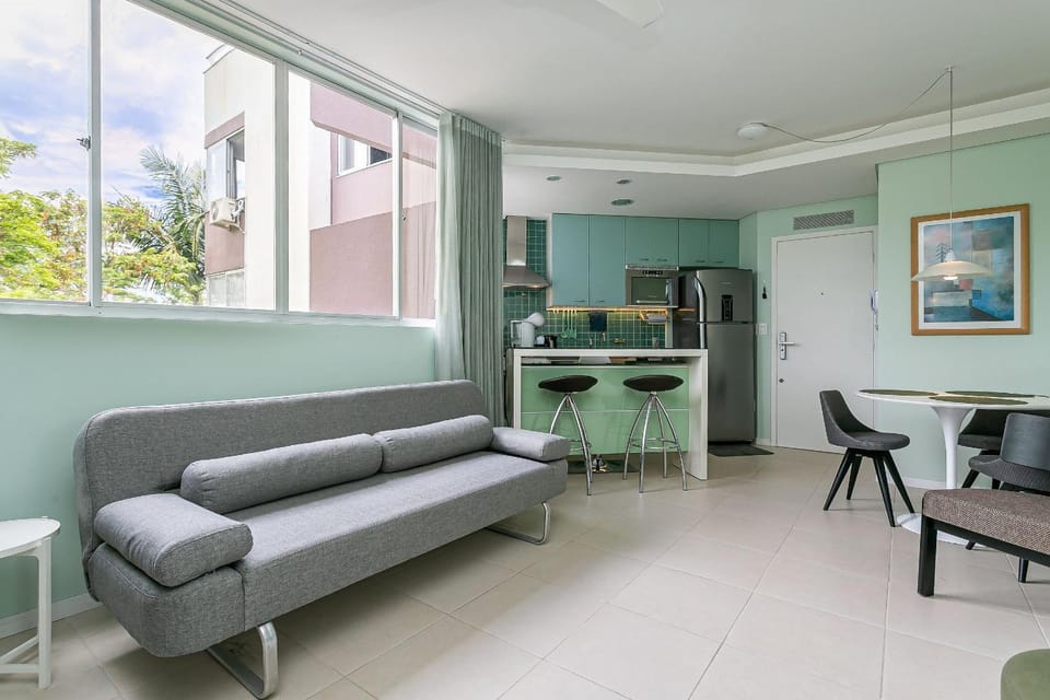 Kitchen or kitchenette, Living room, Seating area, Dining area, minibar
