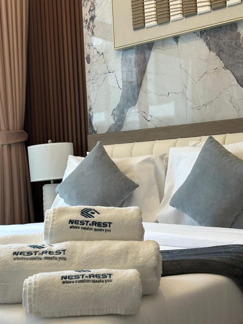 Stylish 1-Bed Apartment in Laya Heights, Dubai Apartment in Dubai