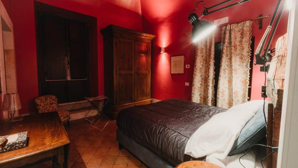 Suite Palazzo Ciolina House in L'Aquila