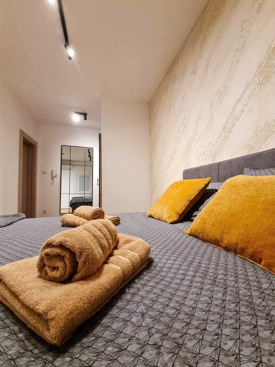 Stay at SU Apartman Apartment in Vojvodina