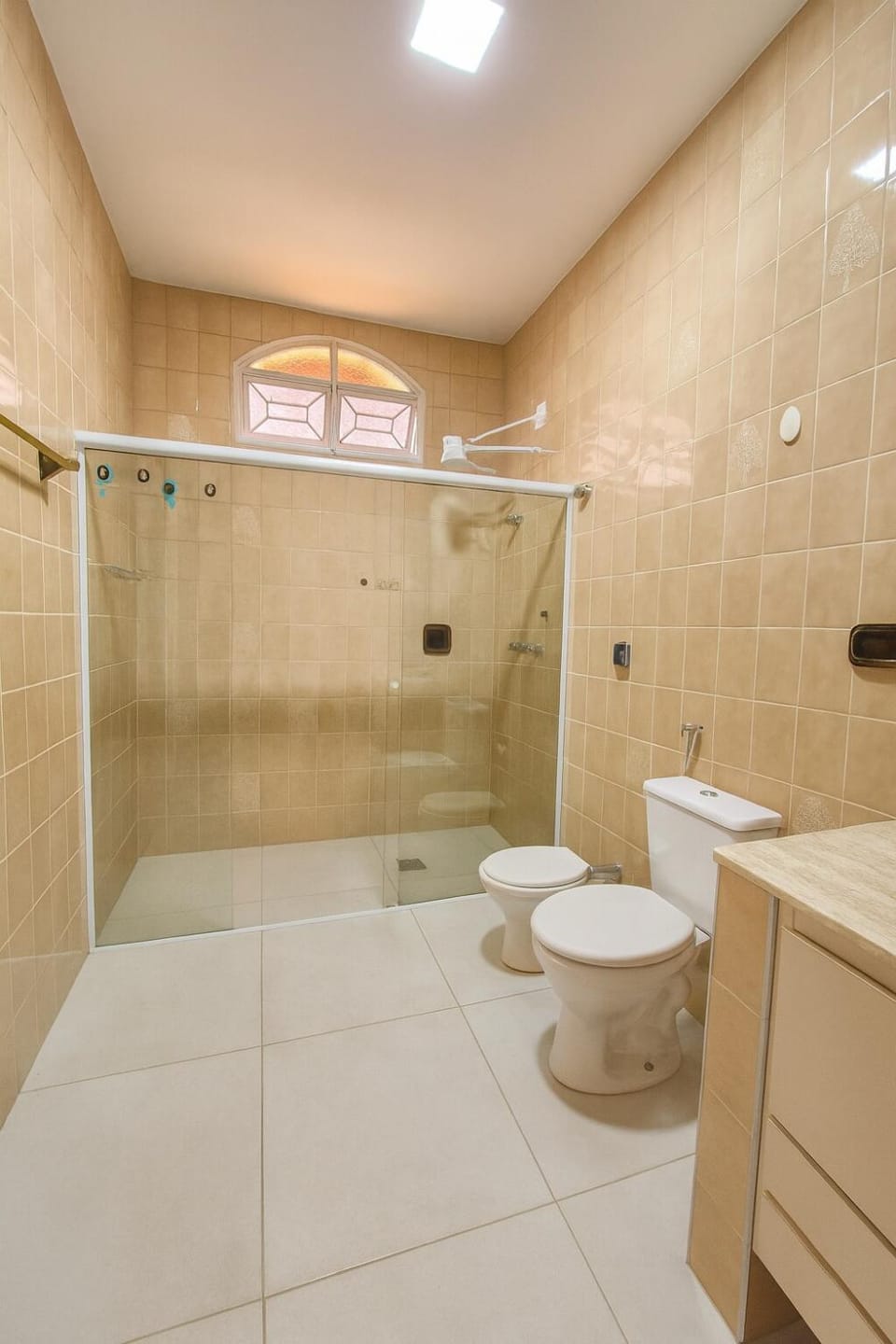 Shower, Bathroom, bidet