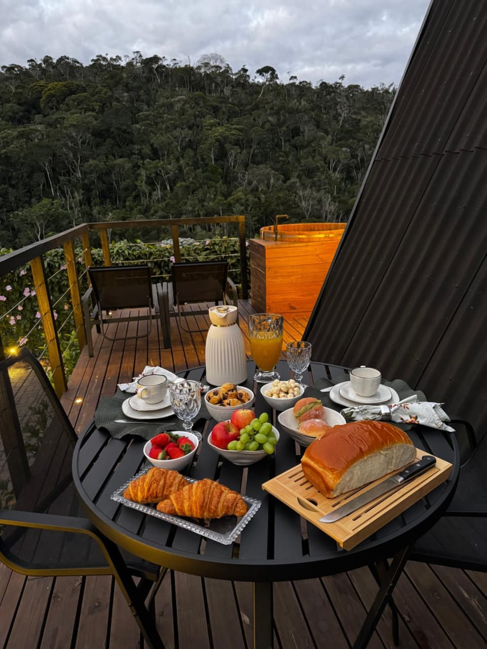 Day, Natural landscape, View (from property/room), Balcony/Terrace, Dining area