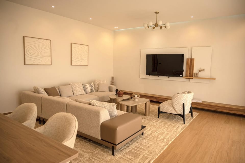 Communal lounge/ TV room, Living room