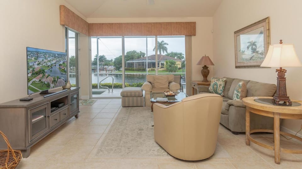 112 Shorecrest Court - Shorecres112 House in Marco Island