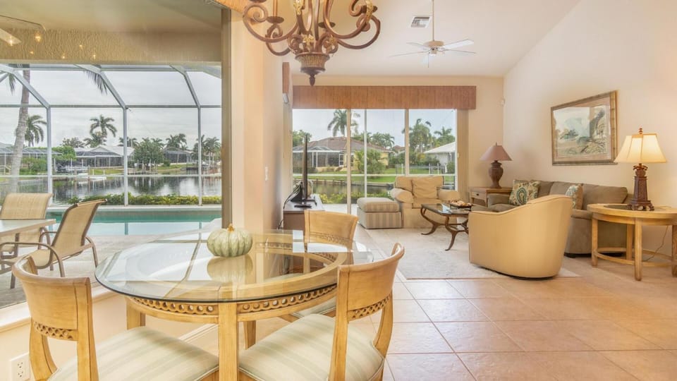 112 Shorecrest Court - Shorecres112 House in Marco Island