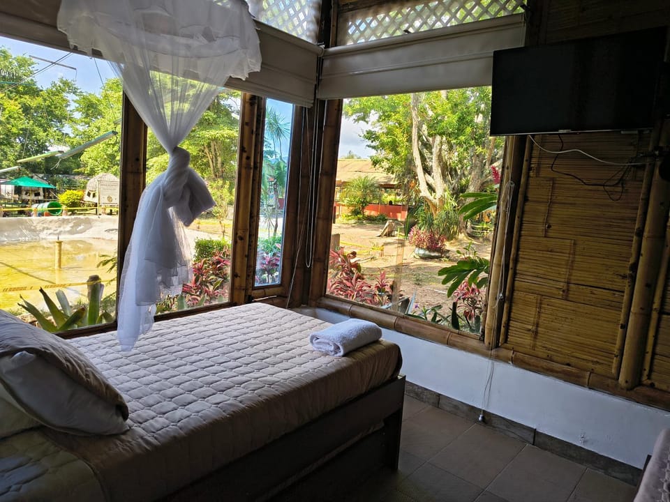 HOTEL Casa del Árbol ECOPARQUE CHINAUTA Hotel in Cundinamarca, Colombia