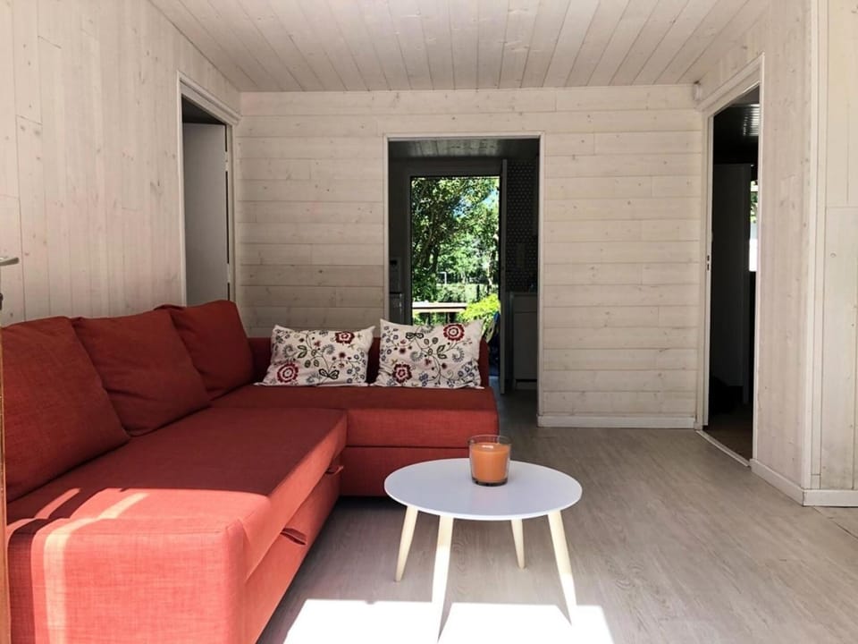Résidence Lachanau - 133 - Chalet chaleureux à 600 mètres du Lac d'Hourtin idéal pour 4 personnes MAE-7591 Chalet in Hourtin
