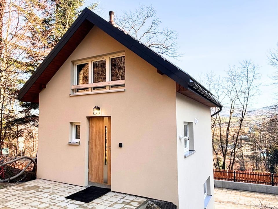 Property building, Natural landscape, Mountain view