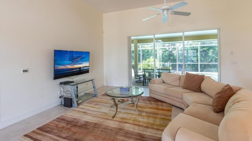 69 Tahiti Rd House in Marco Island