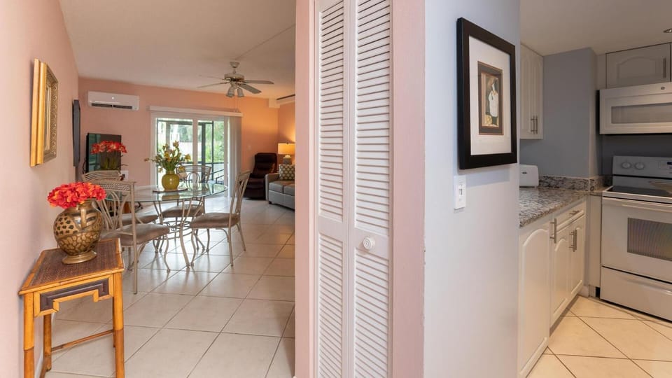 Island Manor - IM G-5 House in Marco Island
