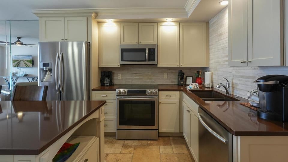 Sea Winds - SeaWin 703 House in Marco Island