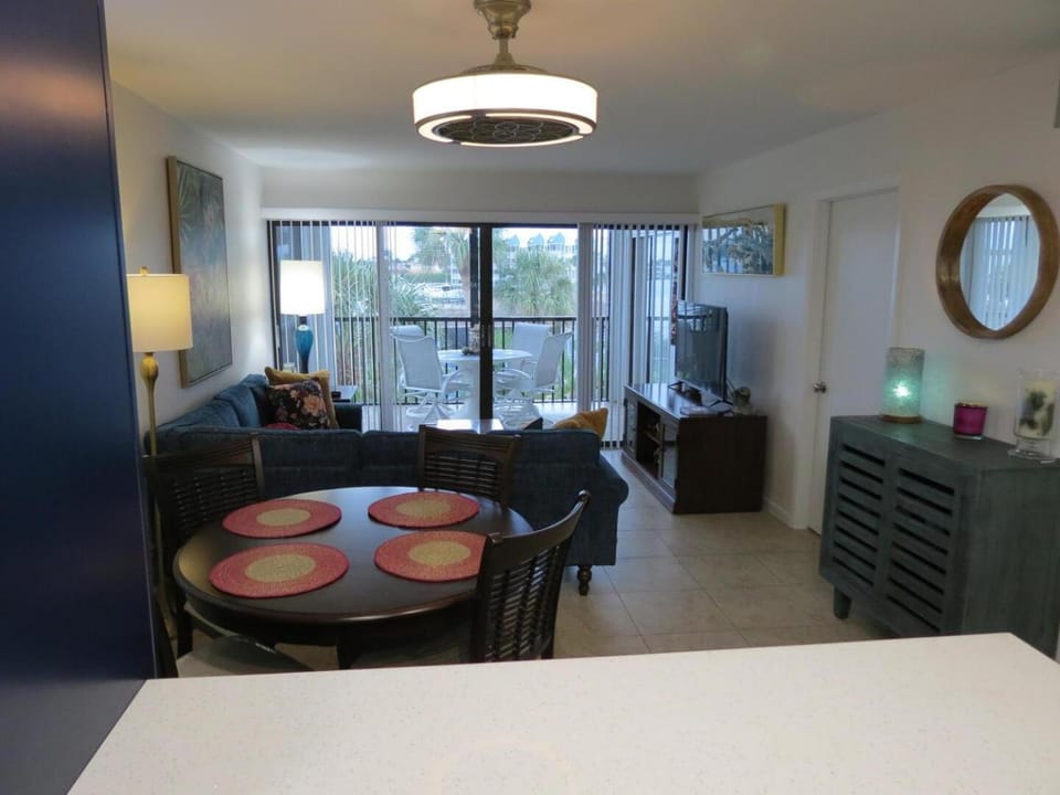 Anglers Cove AC F-301 House in Marco Island