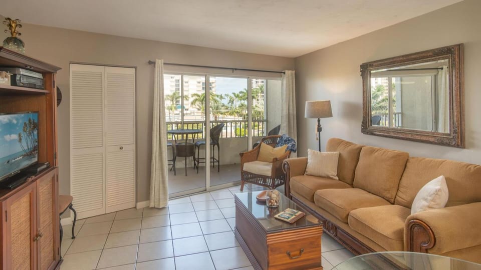 Beach Club - BeachCL406 House in Marco Island