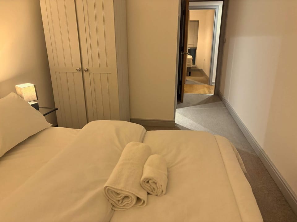 Bed, Photo of the whole room, Bedroom, towels, wardrobe