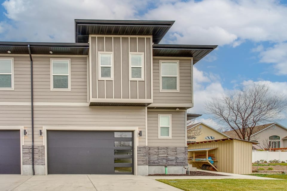 7 Mi to Big Cottonwood Canyon: Family Ski Base House in Midvale