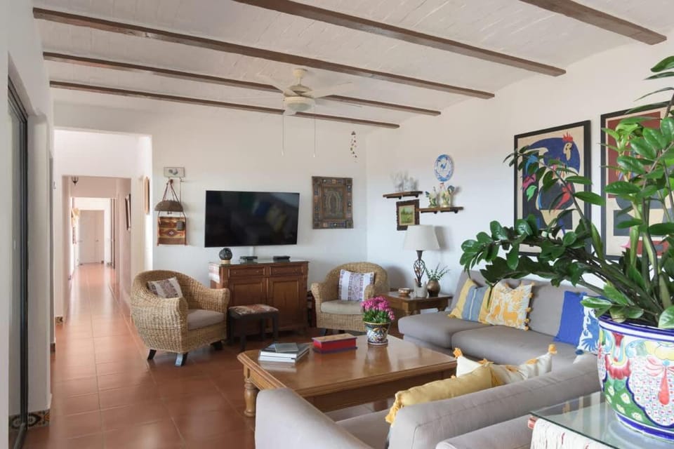 ANANA Casa de los Sueños - Villa with Thermal Water and Views House in Chapala