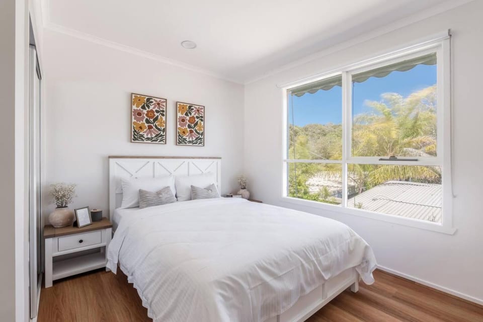 Bed, View (from property/room), Bedroom