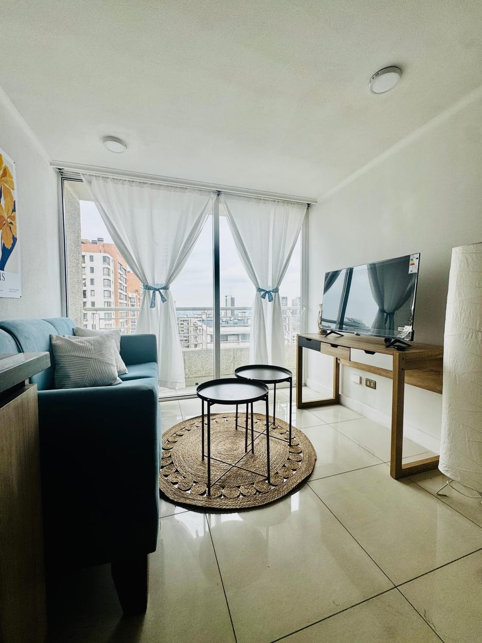Departamento amoblado en el casco histórico de Santiago para 2 personas,a pasos del Metro,base ideal para la nieve,,Valle Nevado y Farellones, Rincón Azul Apartment in Santiago
