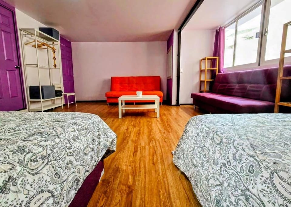 Suite morada Moderna y céntrica ideal hasta para 7 viajeros Vacation rental in Mexico City