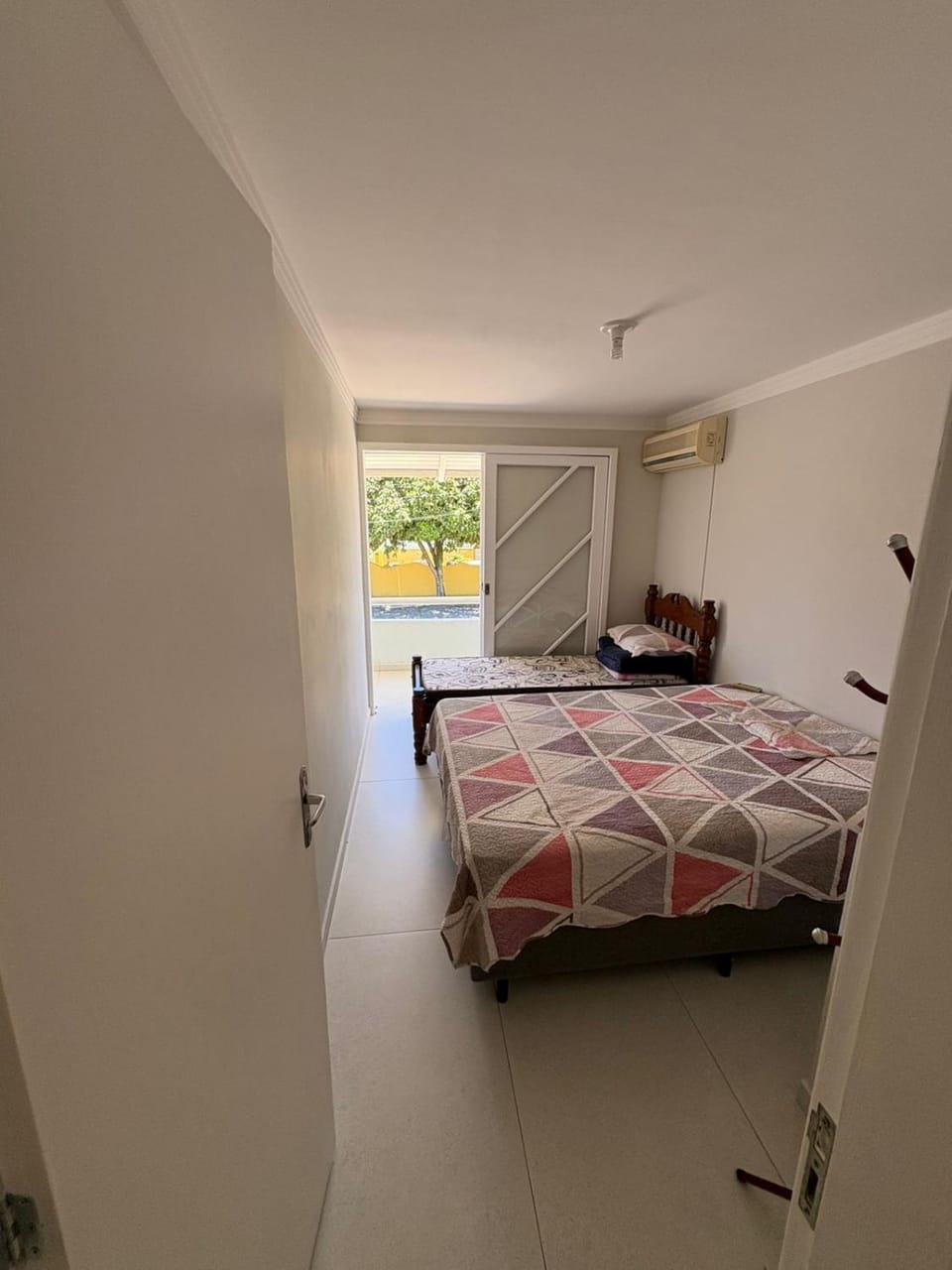 sobrado com piscina proximo ao mar House in Florianopolis