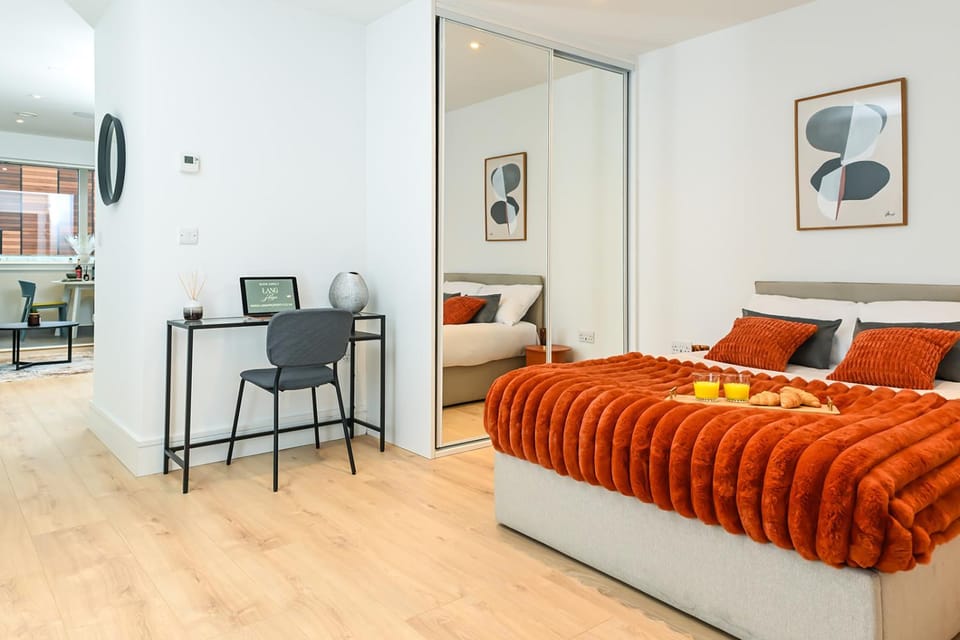 Bed, Bedroom