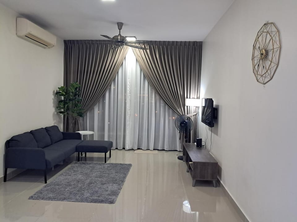 Homestay Putrajaya Ayer 8 El Ghalib Suites With Wi Fi Apartment in Putrajaya