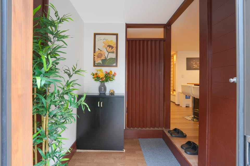 Photo of the whole room, wardrobe