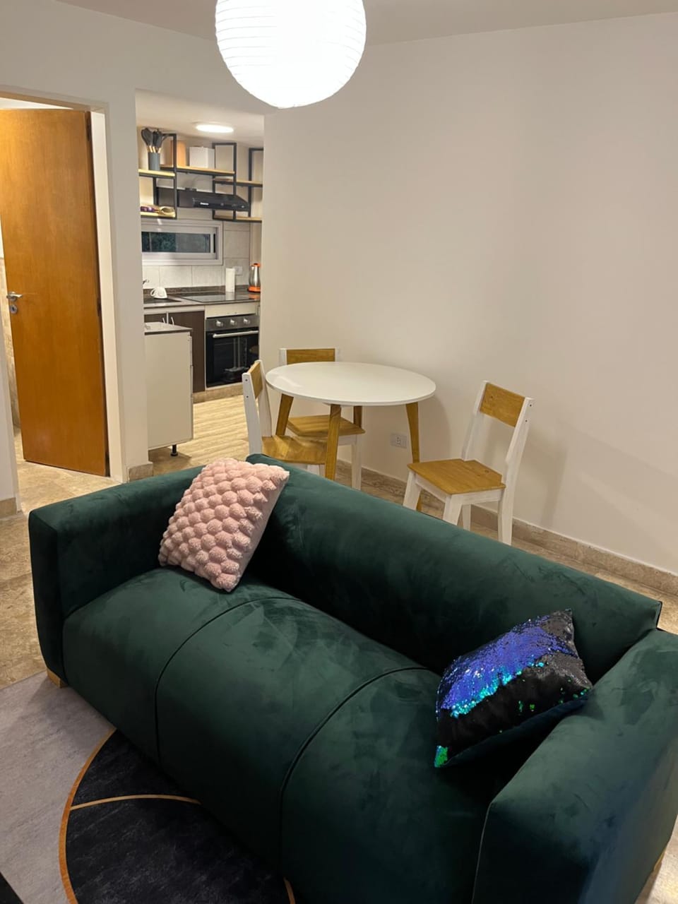 Seating area, Dining area