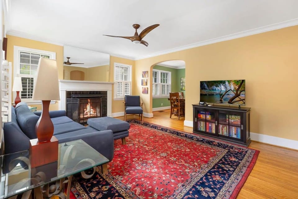 Outdoor Oasis in Popular Plaza Midwood House in Charlotte