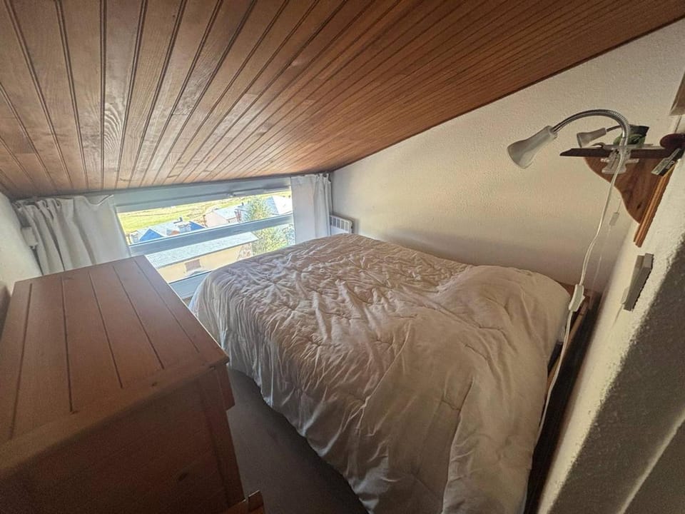 Appartement T3 aux Angles avec balcon et vue lac - FR-1-593-143 Apartment in Occitanie