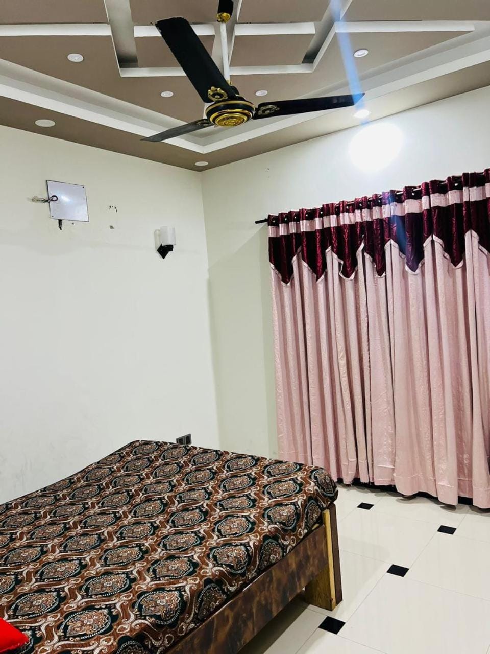 Guesthouse Bed and Breakfast in Karachi
