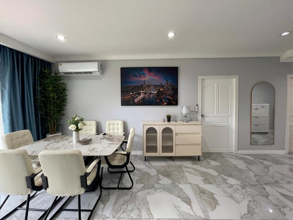 Green place condominium Apartment in Wichit