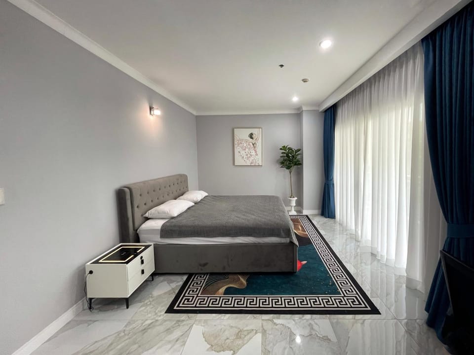Green place condominium Apartment in Wichit