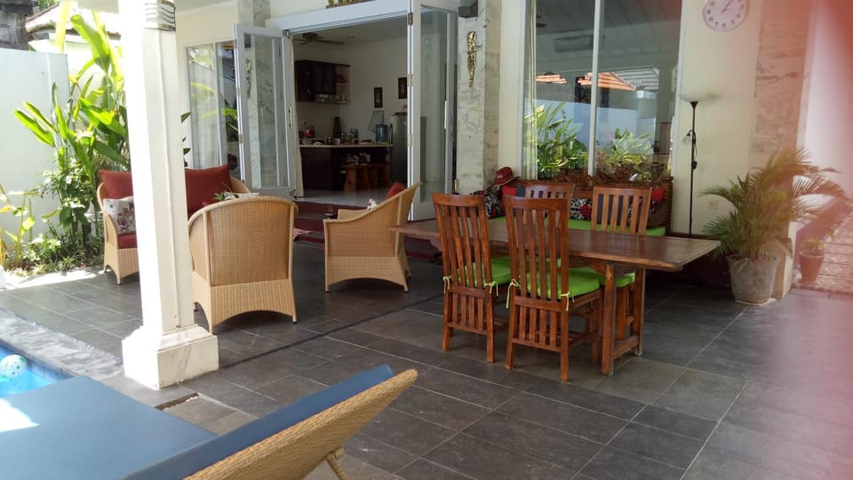 Patio, Balcony/Terrace, Seating area, Dining area