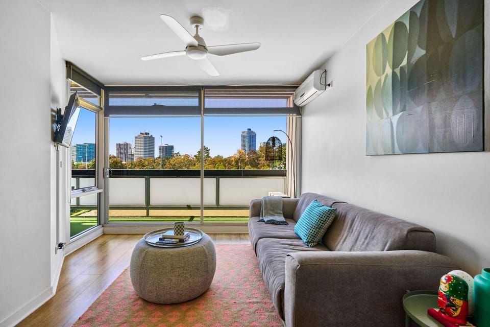 Sea Breeze Booster St Kilda Apartment in Saint Kilda