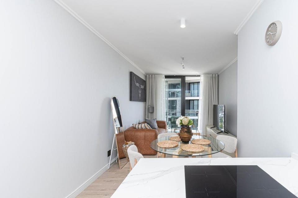 Ellipse Manscave Modern Luxury Apartment Apartment in Sandton