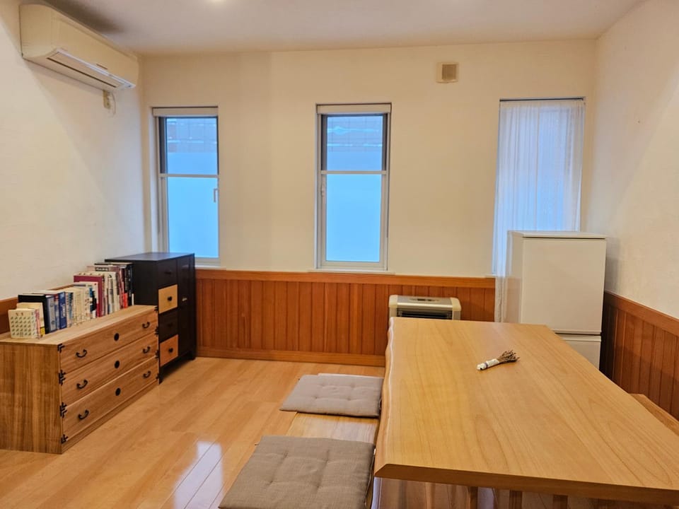 Dining area, air conditioner