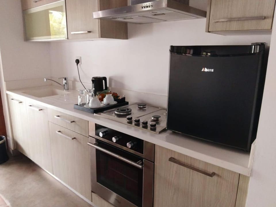 Coffee/tea facilities, Kitchen or kitchenette