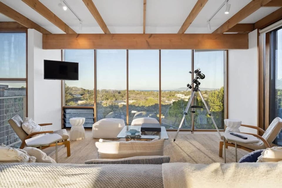 Oasis House in Melbourne Road