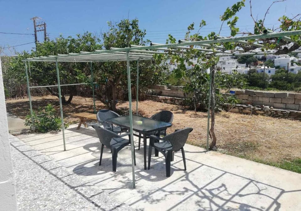 Garden, Garden, Balcony/Terrace, Balcony/Terrace, Garden view, Garden view, Location, laundry, laundry, laundry, washing machine, washing machine, washing machine