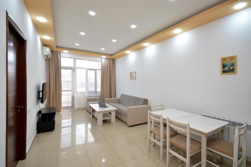 Bright Modern apartment in the Heart of Yerevan Apartment in Yerevan