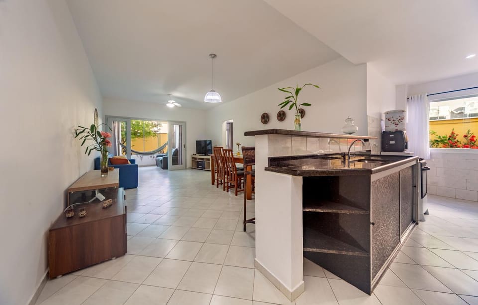 Apto amplo e aconchegante pertíssimo da praia Apartment in State of Bahia