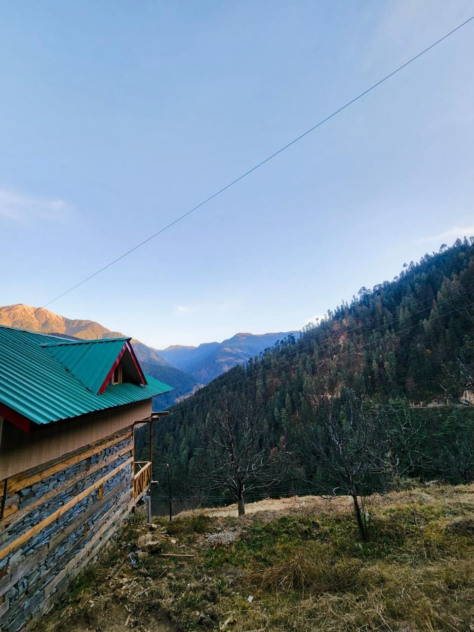 Property building, Day, Natural landscape, Mountain view