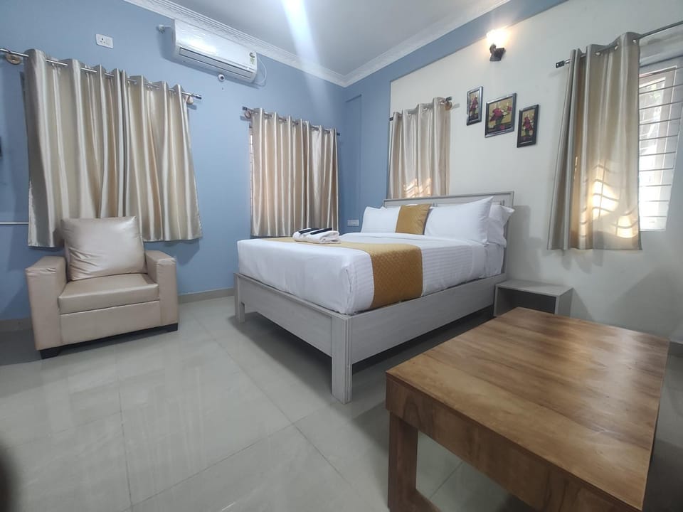 Ocean Suites - Manyata Tech Park Hotel in Bengaluru