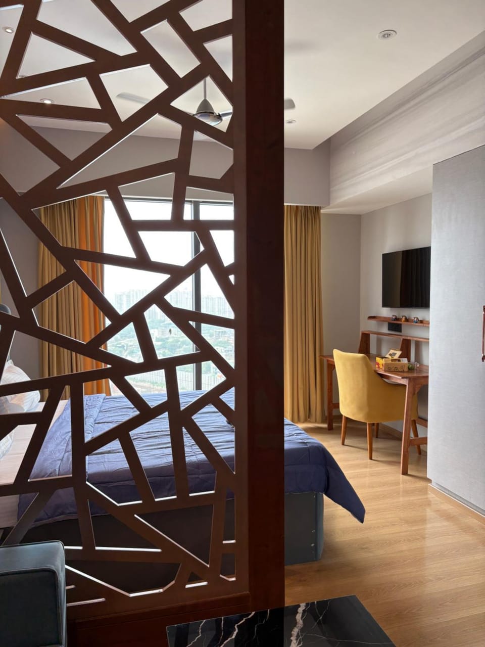 Starlight galaxy blue sapphire plaza Apartment in Noida