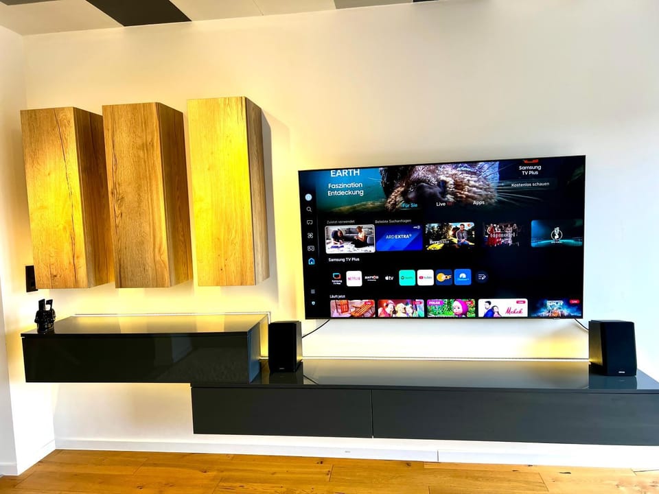 Communal lounge/ TV room, TV and multimedia, Evening entertainment