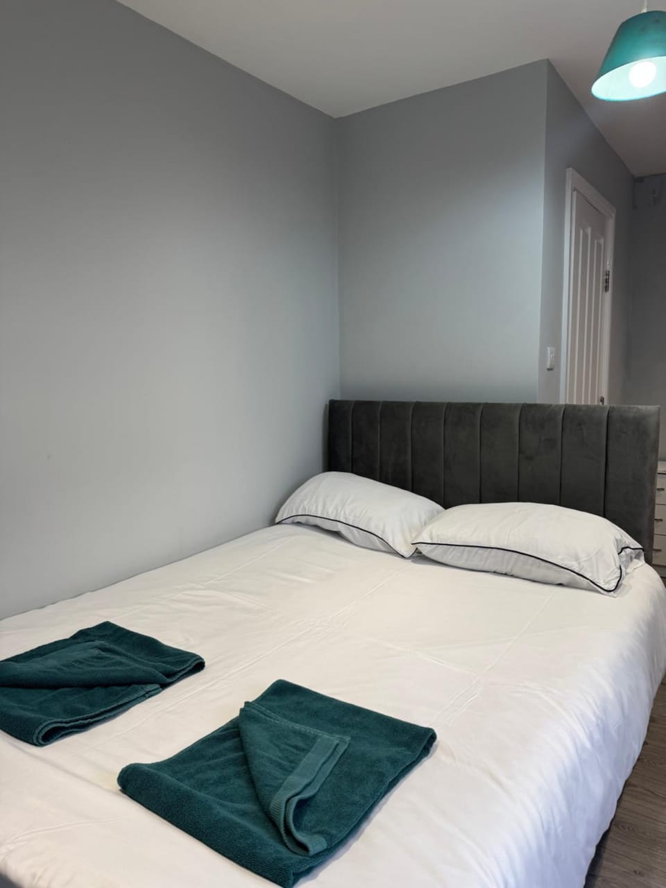 Croydon Stylish Serviced Accommodation Apartment in Croydon