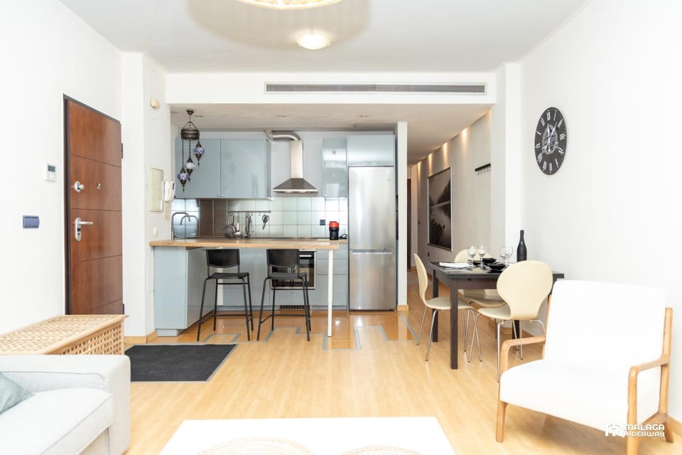 Living room, Dining area, kitchen